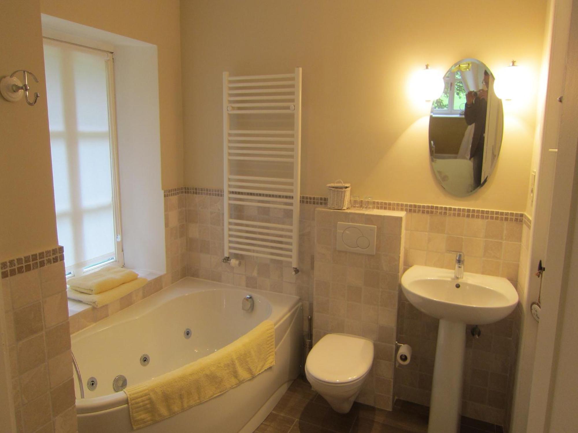 Delightful Castle In Bastogne With Bubble Bath Villa Ngoại thất bức ảnh