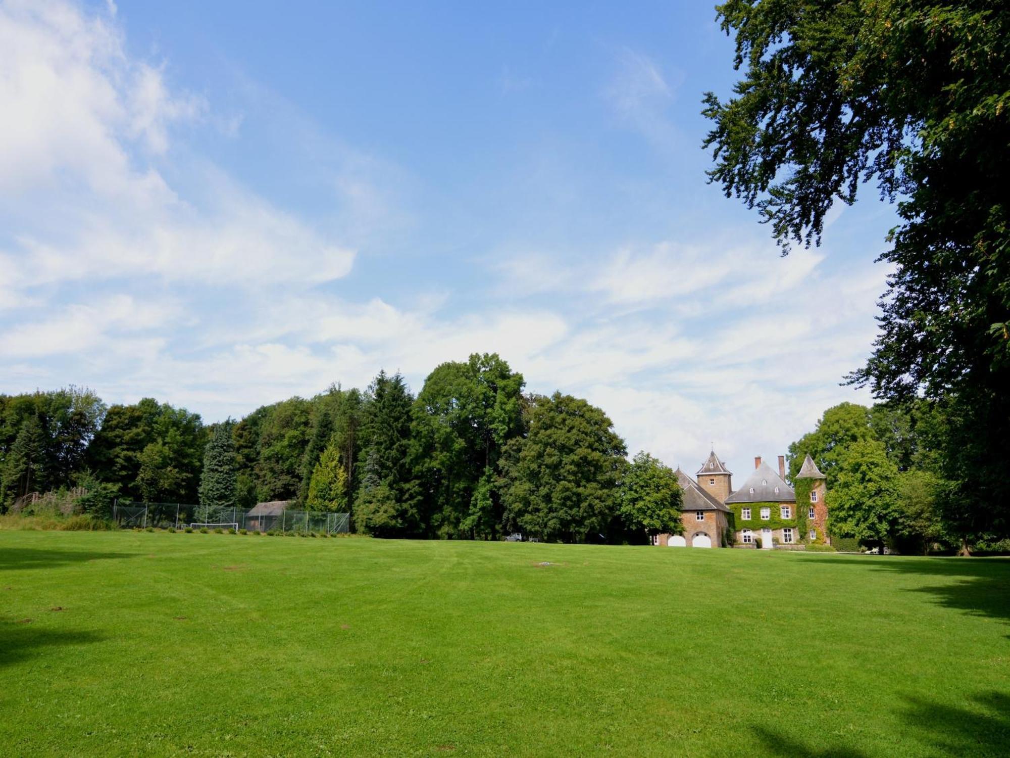 Delightful Castle In Bastogne With Bubble Bath Villa Ngoại thất bức ảnh